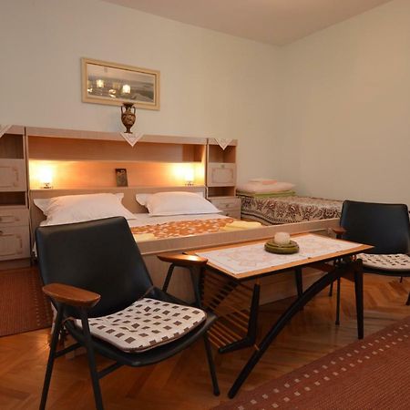 Apartment Nadica Punat Bagian luar foto