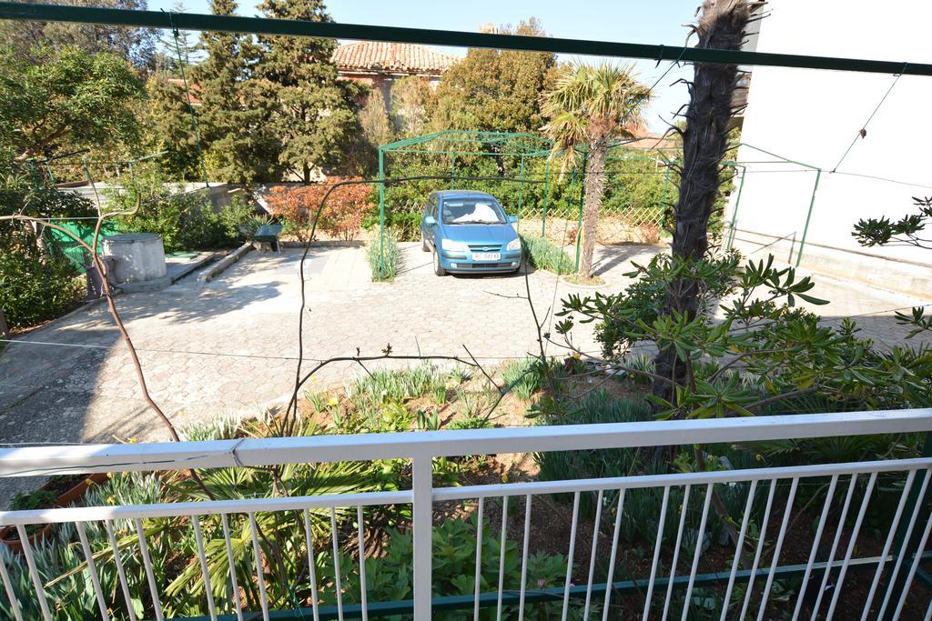 Apartment Nadica Punat Bagian luar foto