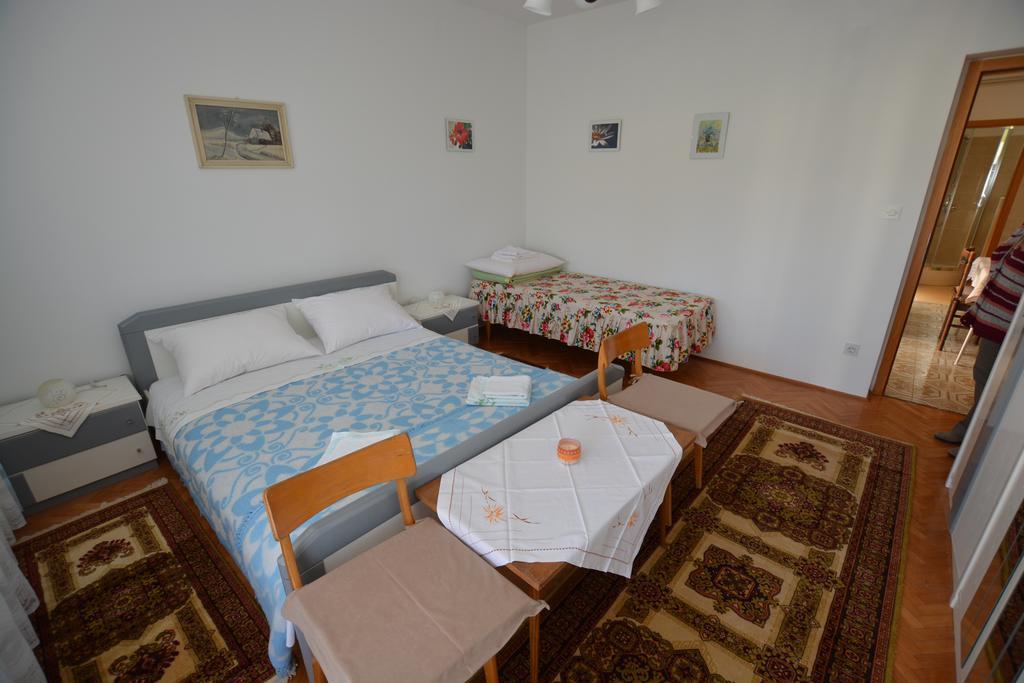 Apartment Nadica Punat Bagian luar foto