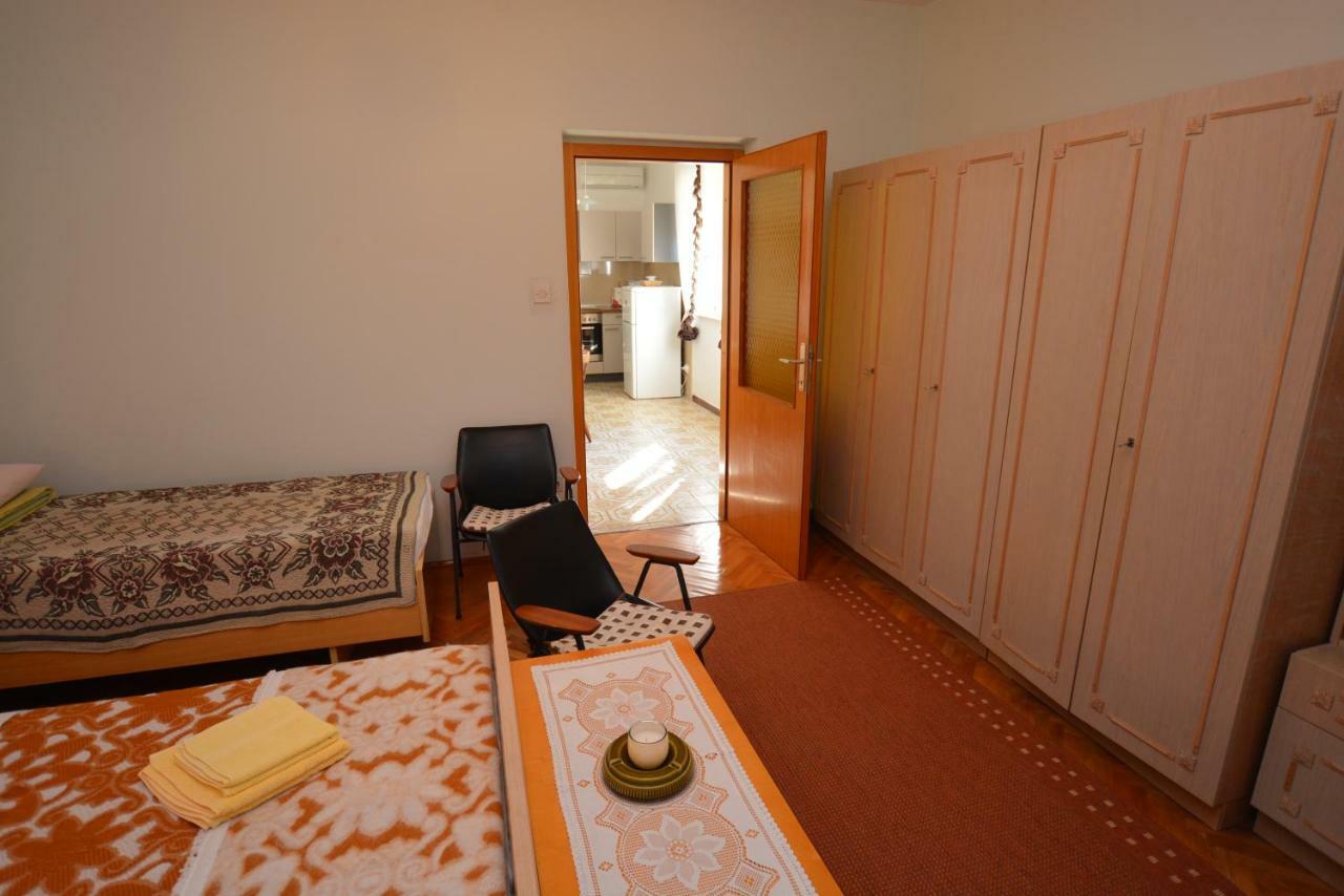 Apartment Nadica Punat Bagian luar foto